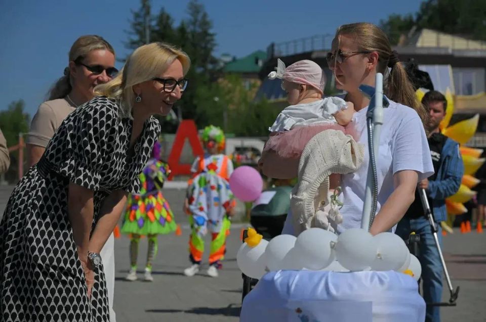 День защиты детей в Омске получился по-настоящему ярким и семейным День защиты детей в Омске получился по-настоящему ярким и семейным