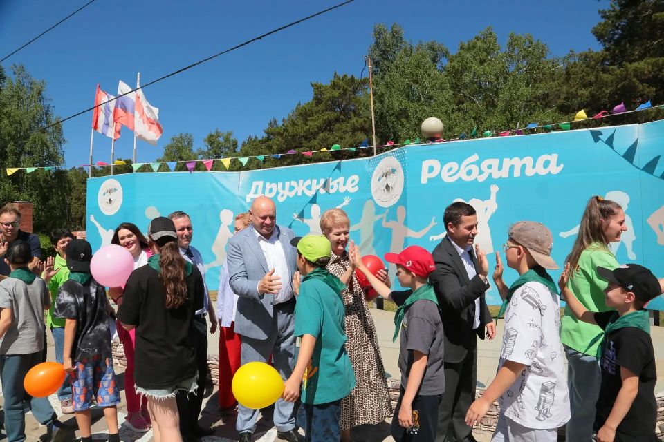 Сергей Шелест: Рабочую неделю начал с посещения детского оздоровительного лагеря «Дружные ребята», расположенного в чернолучинской зоне отдыха Сергей Шелест: Рабочую неделю начал с посещения детского оздоровительного лагеря «Дружные ребята», расположенного в чернолучинской зоне отдыха