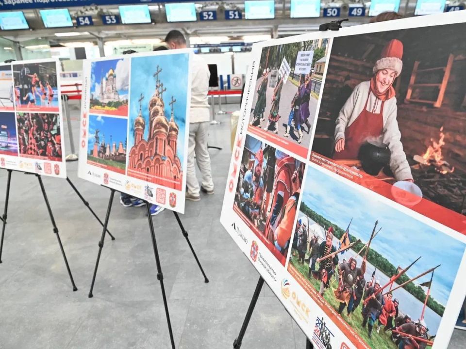 В Пулково открылась фотовыставка «Омск В Пулково открылась фотовыставка «Омск