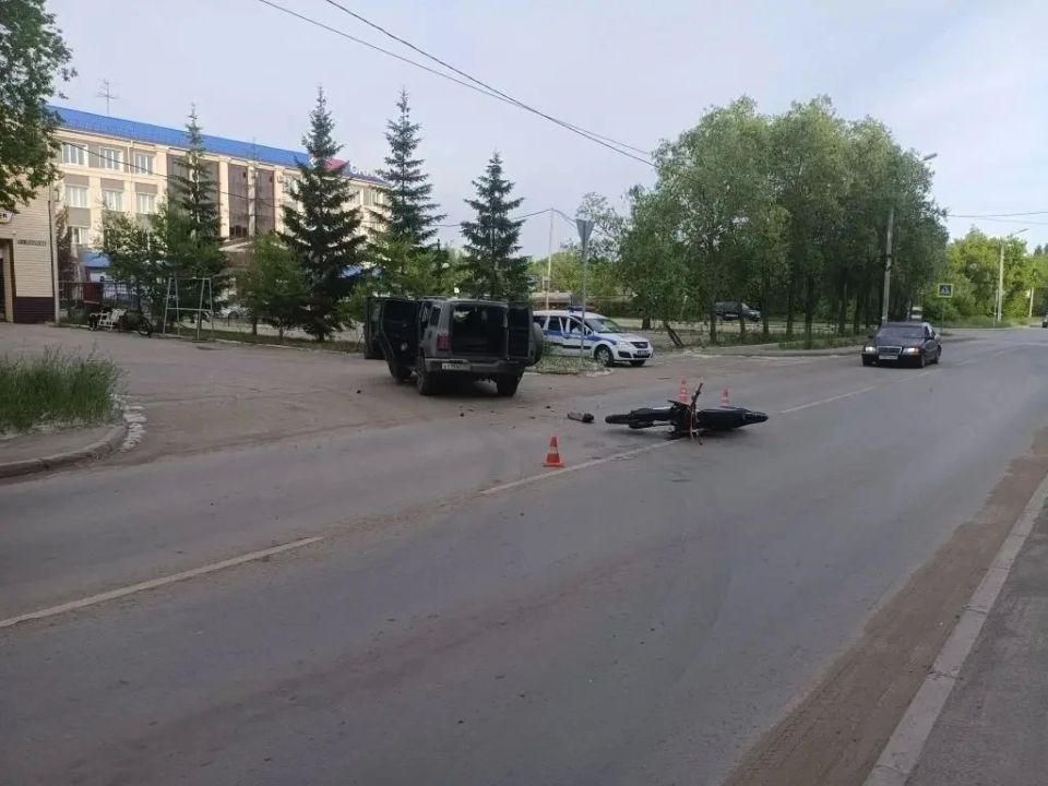 Вчера в 19:00 часов в Госавтоинспекцию поступило сообщение о ДТП с участием питбайка Вчера в 19:00 часов в Госавтоинспекцию поступило сообщение о ДТП с участием питбайка