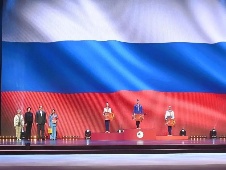Виталий Хоценко поздравил победителей турнира по художественной гимнастике EVGENIYA CUP Виталий Хоценко поздравил победителей турнира по художественной гимнастике EVGENIYA CUP