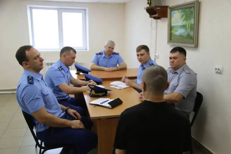 Прокурор Омской области проверил условия содержания осужденных в исправительном центре Прокурор Омской области проверил условия содержания осужденных в исправительном центре