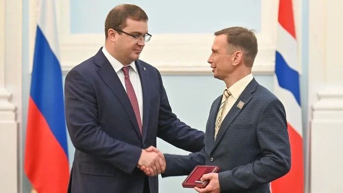 Ректор СИБИТа удостоен почетного звания Ректор СИБИТа удостоен почетного звания