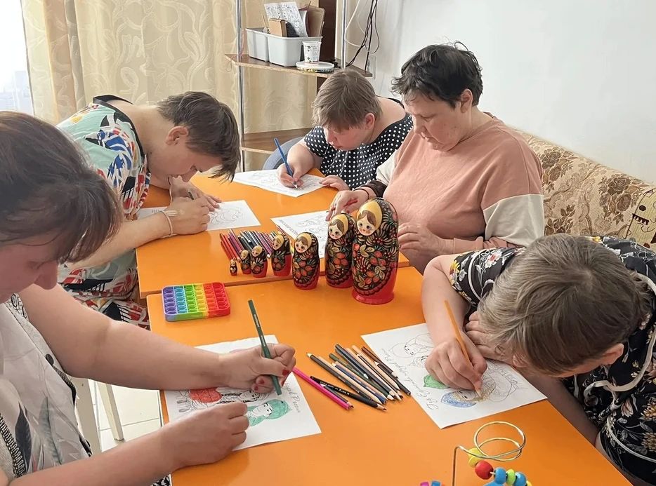Творчество, спорт и дружба народов: как День России отметили в домах-интернатах Омской области Творчество, спорт и дружба народов: как День России отметили в домах-интернатах Омской области