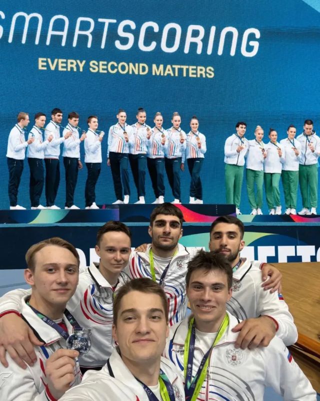 Спортсмен спортивной школы А.В. Кожевникова Карен Галстян завоевал две серебряные медали на этапе Кубка мира по спортивной аэробике!