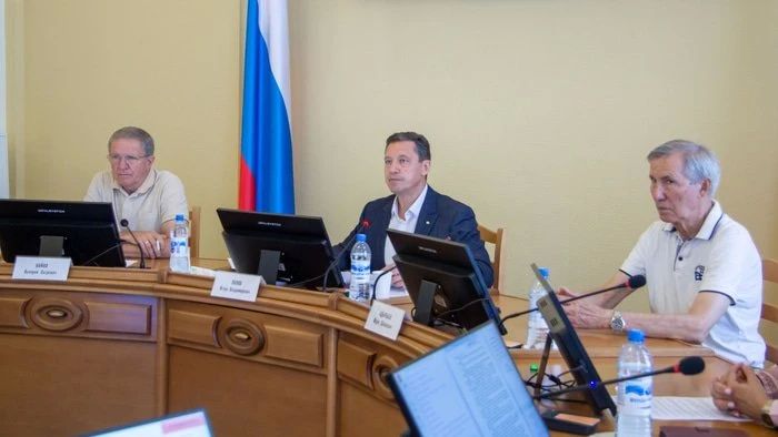 Бесплатные лекарства и проезд: областные парламентарии обсудили поддержку многодетных Бесплатные лекарства и проезд: областные парламентарии обсудили поддержку многодетных