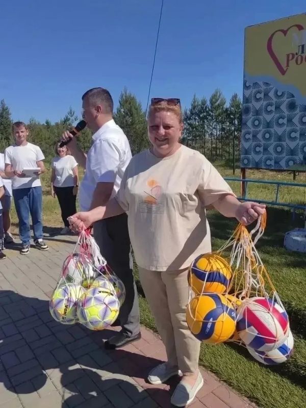 В Полтавском районе открылась первая смена лагеря «Мозаика России» В Полтавском районе открылась первая смена лагеря «Мозаика России»