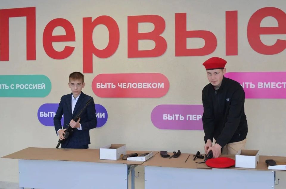 В Омской области по национальному проекту «Молодежь и дети» создаются условия для комфортной работы и профессионального развития педагогов В Омской области по национальному проекту «Молодежь и дети» создаются условия для комфортной работы и профессионального развития педагогов