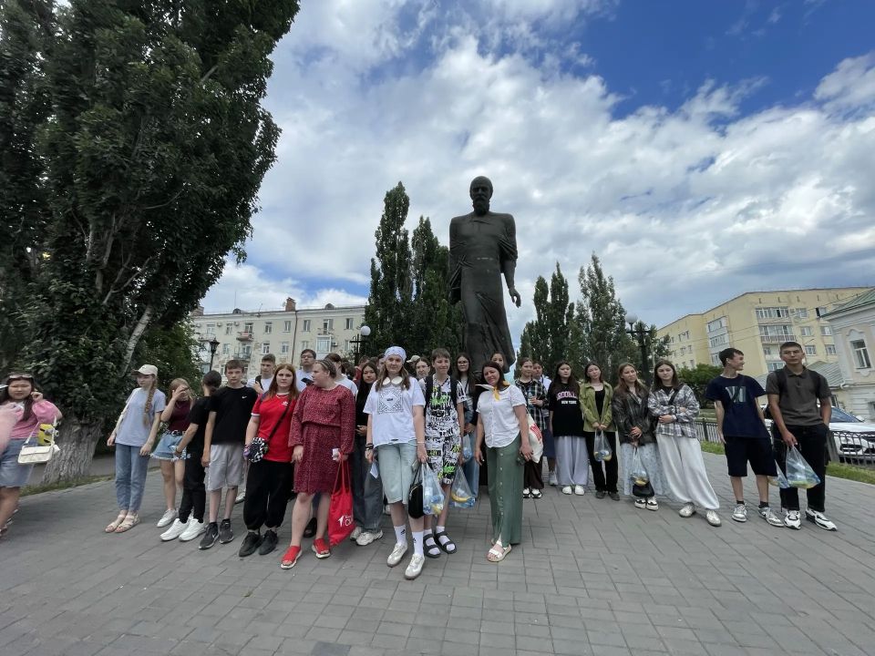 В День России участники программы «Больше, чем путешествие» посетили достопримечательности Омска В День России участники программы «Больше, чем путешествие» посетили достопримечательности Омска