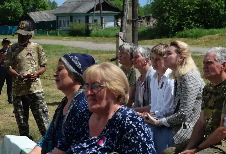 В селе Баслы открыли парк Доблести и Мужества