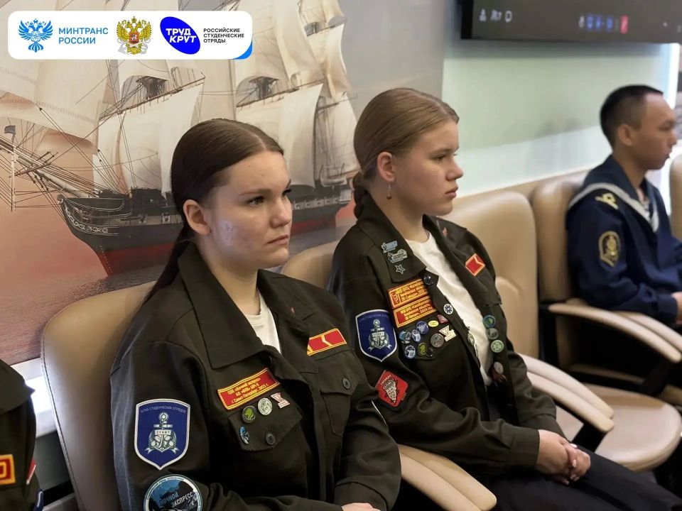 Омские бойцы студенческих отрядов проведут трудовую смену, работая матросами и лебедчиками Омские бойцы студенческих отрядов проведут трудовую смену, работая матросами и лебедчиками
