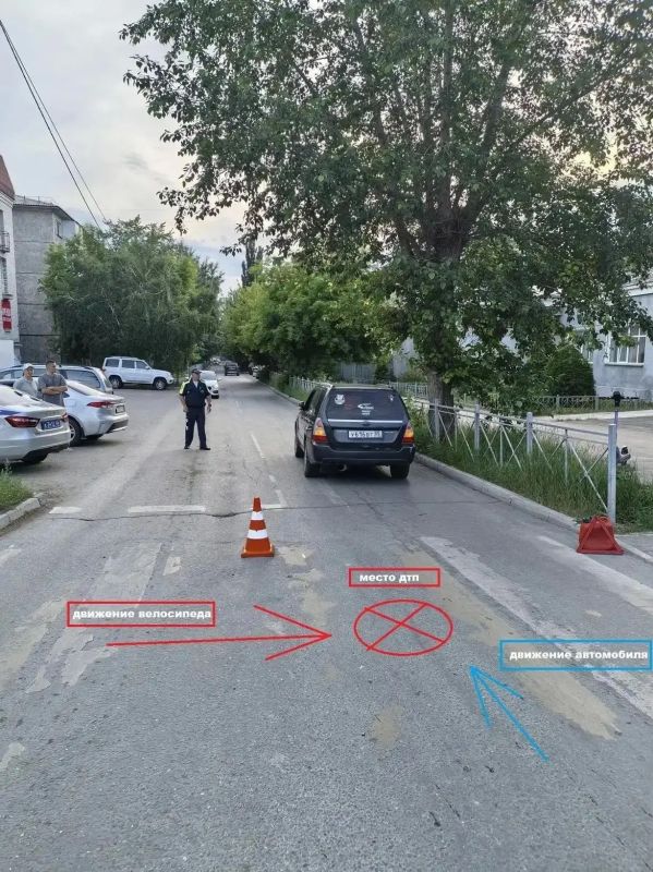 В Омске произошла авария с юным велосипедистом В Омске произошла авария с юным велосипедистом