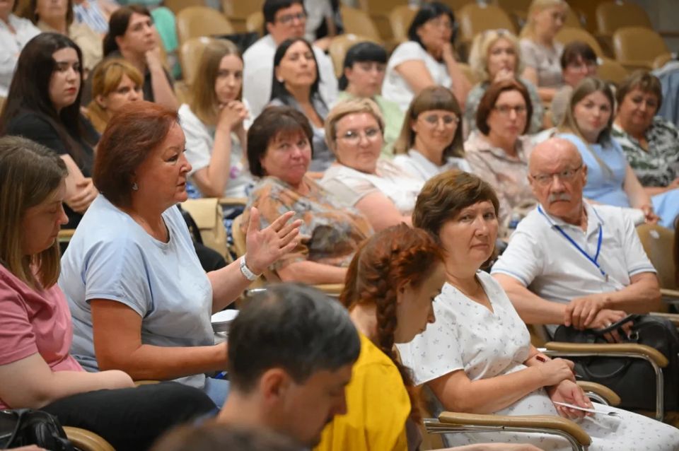 В Омской области внедряют новые форматы поддержки семей В Омской области внедряют новые форматы поддержки семей