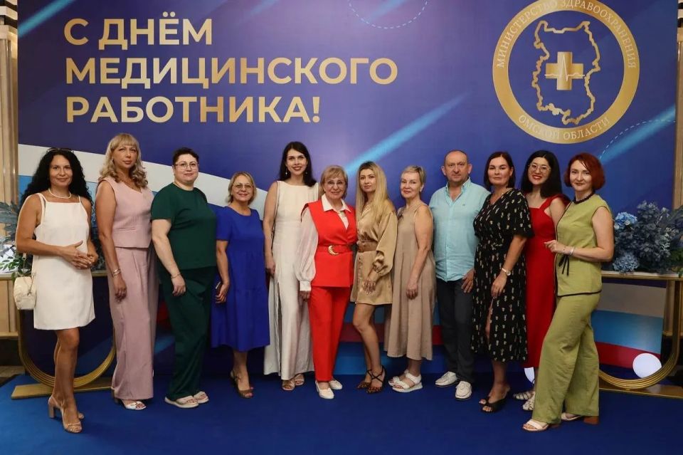 Вместе во имя жизни. Торжественное собрание и концерт по случаю Дня медицинского работника состоялись в Концертном зале Омской филармонии Вместе во имя жизни. Торжественное собрание и концерт по случаю Дня медицинского работника состоялись в Концертном зале Омской филармонии