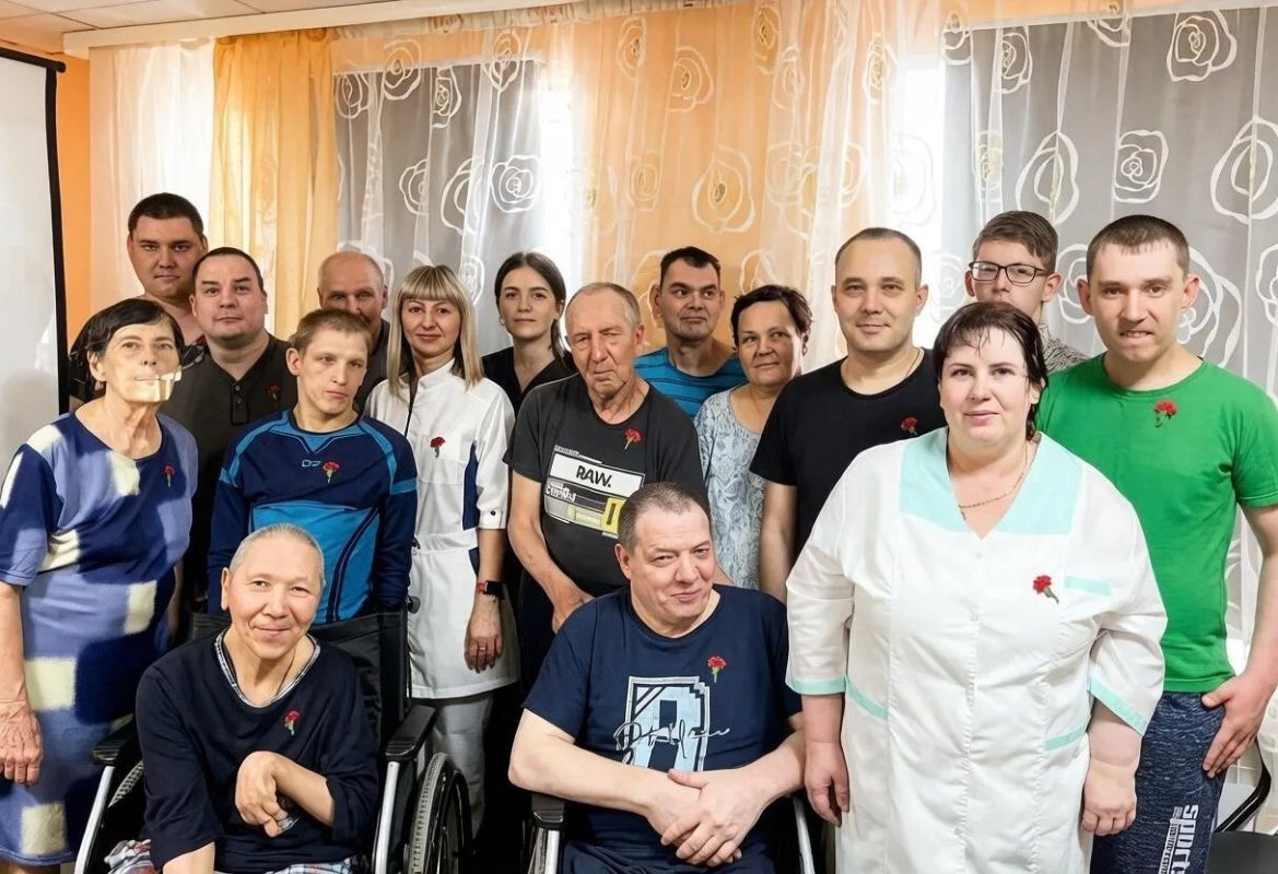 В День памяти и скорби учреждения социальной отрасли Омской области присоединились к памятным мероприятиям и всероссийским акциям В День памяти и скорби учреждения социальной отрасли Омской области присоединились к памятным мероприятиям и всероссийским акциям