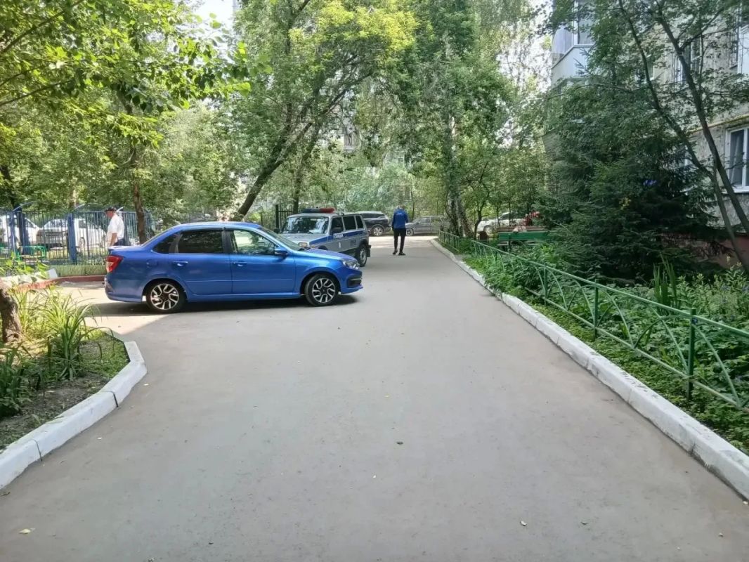 Сегодня утром в Госавтоинспекцию поступило сообщение о ДТП в Ленинском округе с участием подростка Сегодня утром в Госавтоинспекцию поступило сообщение о ДТП в Ленинском округе с участием подростка