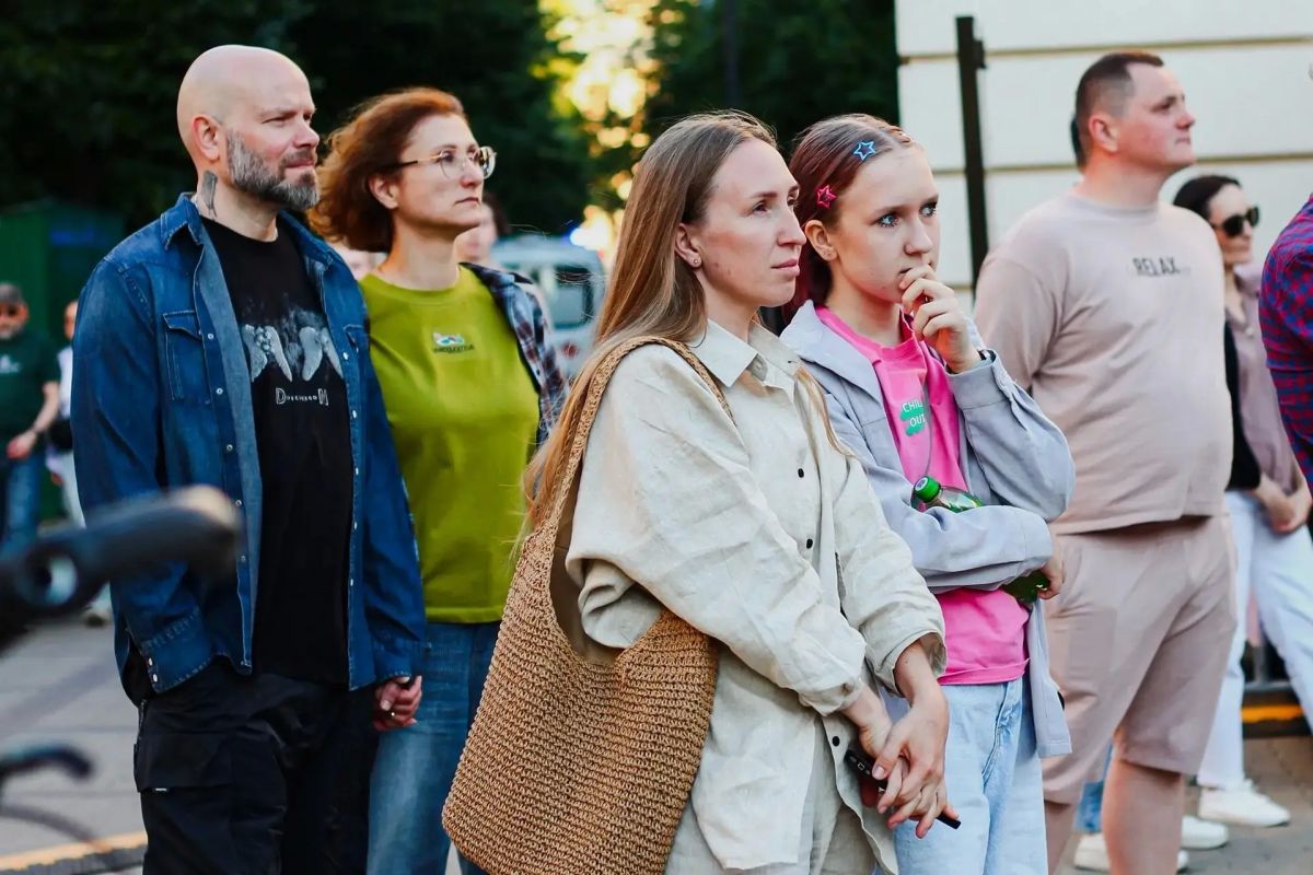 Северный драматический театр имени М.А. Ульянова представил на одной из трех сцен фестиваля, развернутых на Чистопрудном бульваре, моноспектакль «Михаил Ульянов Северный драматический театр имени М.А. Ульянова представил на одной из трех сцен фестиваля, развернутых на Чистопрудном бульваре, моноспектакль «Михаил Ульянов