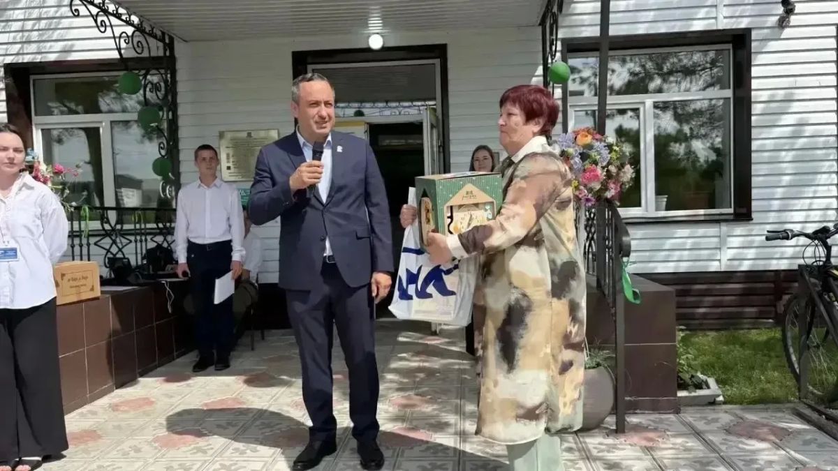 В Калачинске открылся Семейный многофункциональный центр В Калачинске открылся Семейный многофункциональный центр