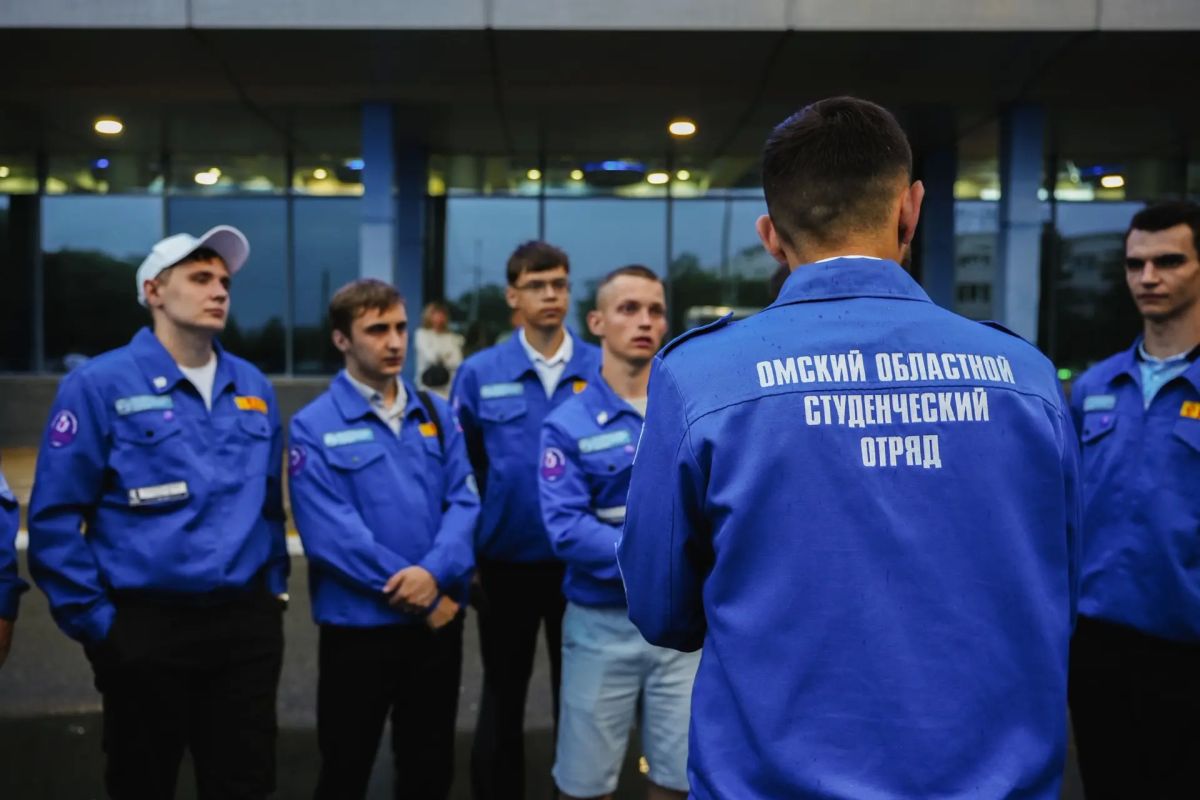 11 студентов из Омска отправились на Минский автомобильный завод 11 студентов из Омска отправились на Минский автомобильный завод