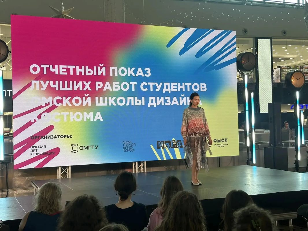 Прямо сейчас главное модное событие года Культурной столицы проходит в ТЦ Мега Прямо сейчас главное модное событие года Культурной столицы проходит в ТЦ Мега