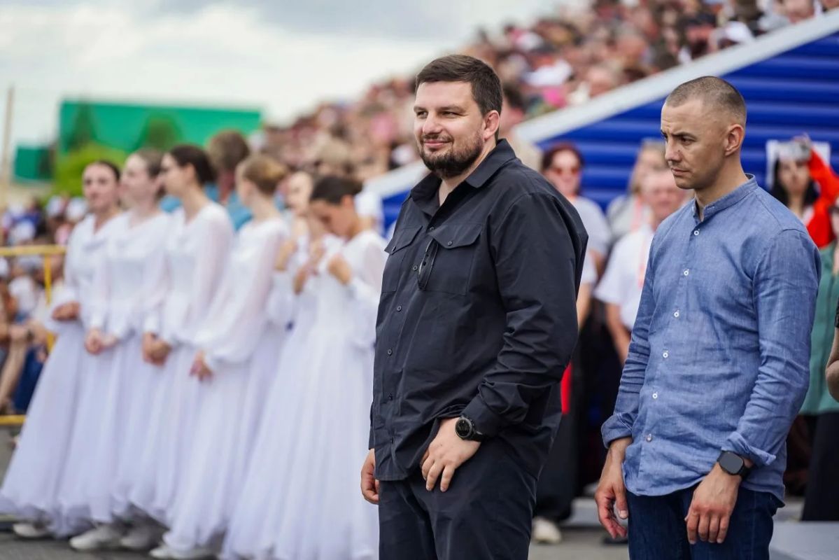 В Полтавке – Молодежной столице Омской области – торжественно открылась наша сельская олимпиада «Королева спорта» В Полтавке – Молодежной столице Омской области – торжественно открылась наша сельская олимпиада «Королева спорта»