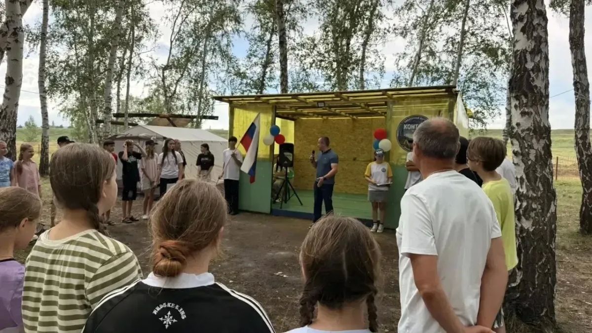 В Кормиловском районе торжественно открыли палаточный лагерь «Контакт» В Кормиловском районе торжественно открыли палаточный лагерь «Контакт»
