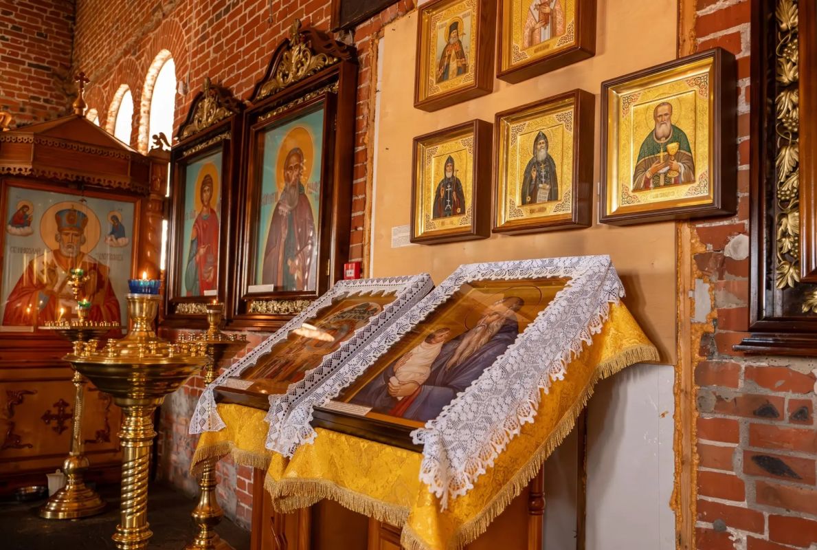 В День семьи, любви и верности представитель Общественного совета провел с подростками доверительный разговор о самом важном в жизни человека В День семьи, любви и верности представитель Общественного совета провел с подростками доверительный разговор о самом важном в жизни человека
