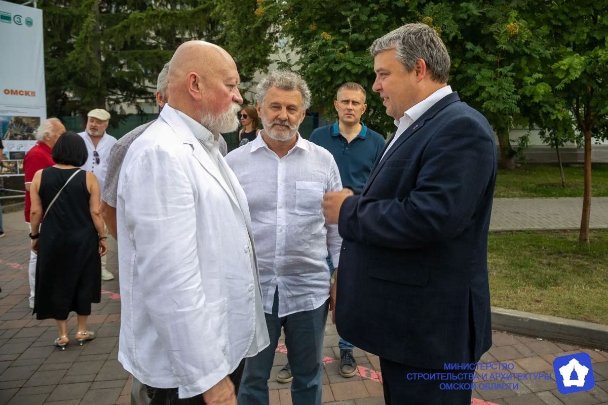 АЛЕКСАНДР РАШКО: Чтобы тенденция на преобразование городов продолжалась, нужно встречаться Министр строительства и архитектуры Омской области Александр Рашко принял участие в церемонии открытия фестиваля «Зодчество в Сибири» АЛЕКСАНДР РАШКО: Чтобы тенденция на преобразование городов продолжалась, нужно встречаться Министр строительства и архитектуры Омской области Александр Рашко принял участие в церемонии открытия фестиваля «Зодчество в Сибири»