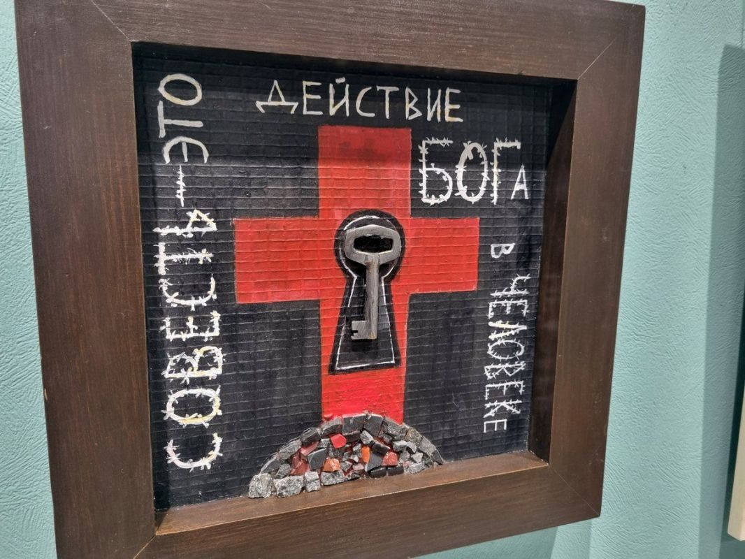 «Надо любить, Чтобы жить»: Как омская арт-молодежь переосмысливает Достоевского «Надо любить, Чтобы жить»: Как омская арт-молодежь переосмысливает Достоевского
