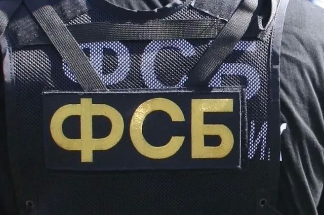 В Омске задержали организатора фиктивных трудовых договоров для мигрантов