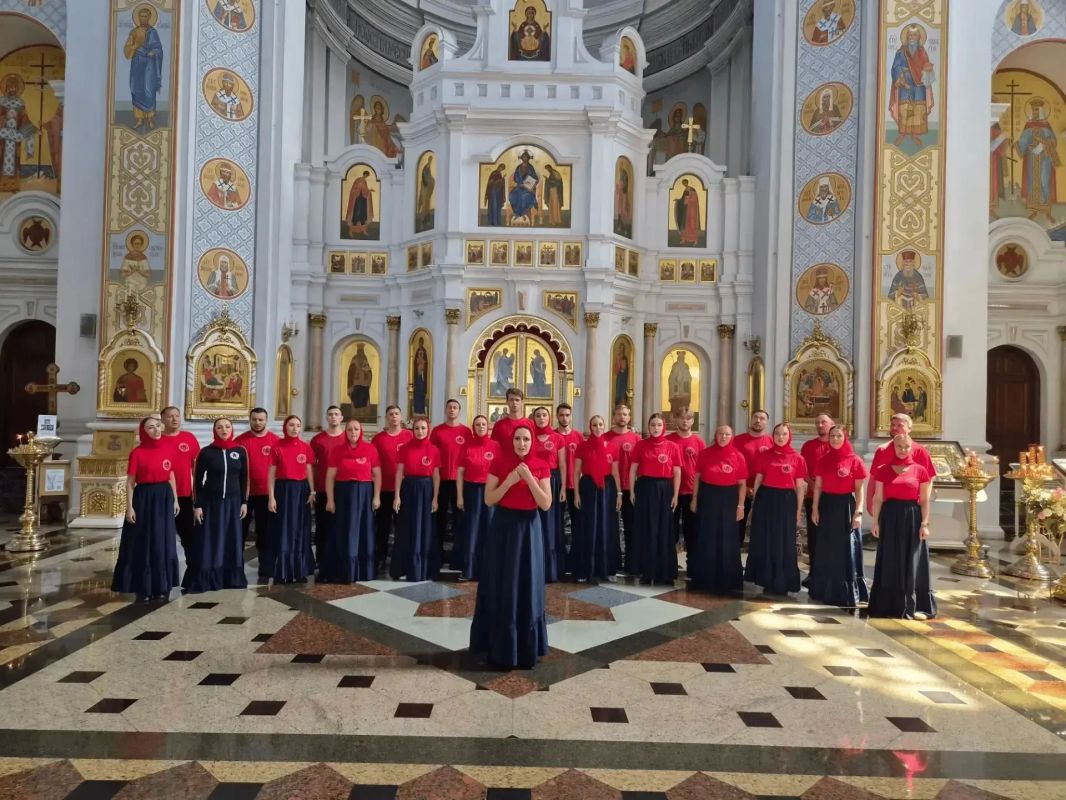 Омский русский народный хор, один из ведущих творческих коллективов Культурной столицы 2026 года, вернулся с XXXV Международного фестиваля искусств «Славянский базар в Витебске» Омский русский народный хор, один из ведущих творческих коллективов Культурной столицы 2026 года, вернулся с XXXV Международного фестиваля искусств «Славянский базар в Витебске»
