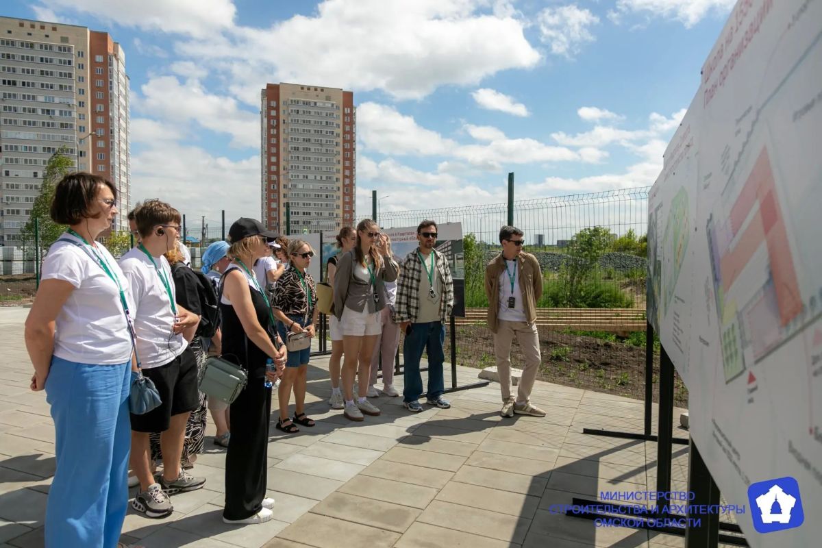 На Левобережье благоустраивают новый парк На Левобережье благоустраивают новый парк