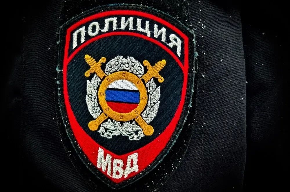 Полицейским пришлось стрелять в агрессора с гвоздодёром в Таврическом районе