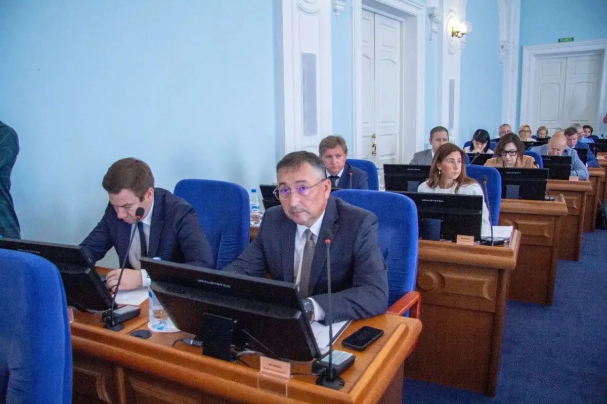 В Омской области принят закон об охране и обращении зеленых насаждений на территории региона В Омской области принят закон об охране и обращении зеленых насаждений на территории региона
