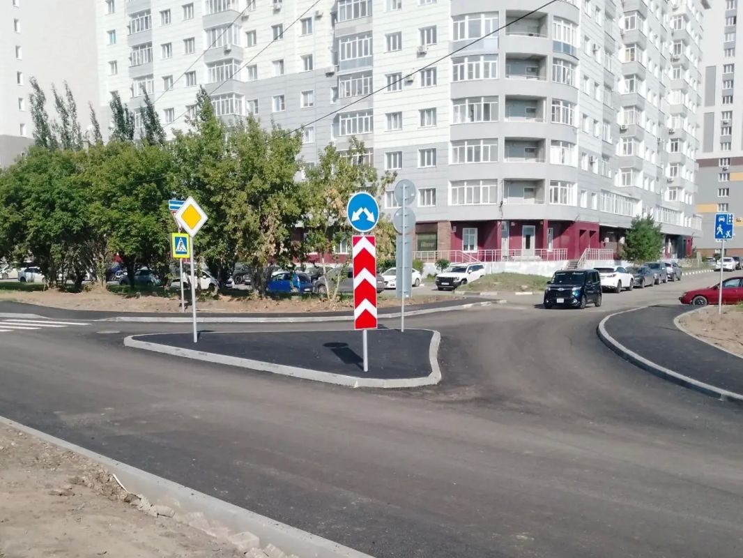В Омске завершили обустройство новой транспортной развязки на пересечении улиц Конева и 3-й Енисейской