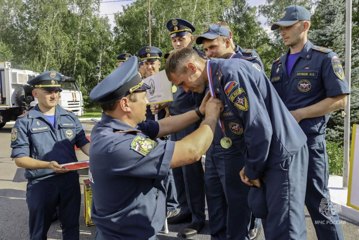 В Специализированной пожарно-спасательной части прошла торжественная церемония закрытия смотра-конкурса В Специализированной пожарно-спасательной части прошла торжественная церемония закрытия смотра-конкурса
