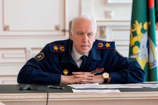 Бастрыкин контролирует дело о гибели мальчика под завалами заброшки в Омске