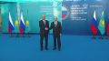 Путин пообещал Токаеву в деталях рассказать о ситуации на украинском направлении в ответ на предложение заморозить конфликт — президенты России и Казахстана встретились в Омске