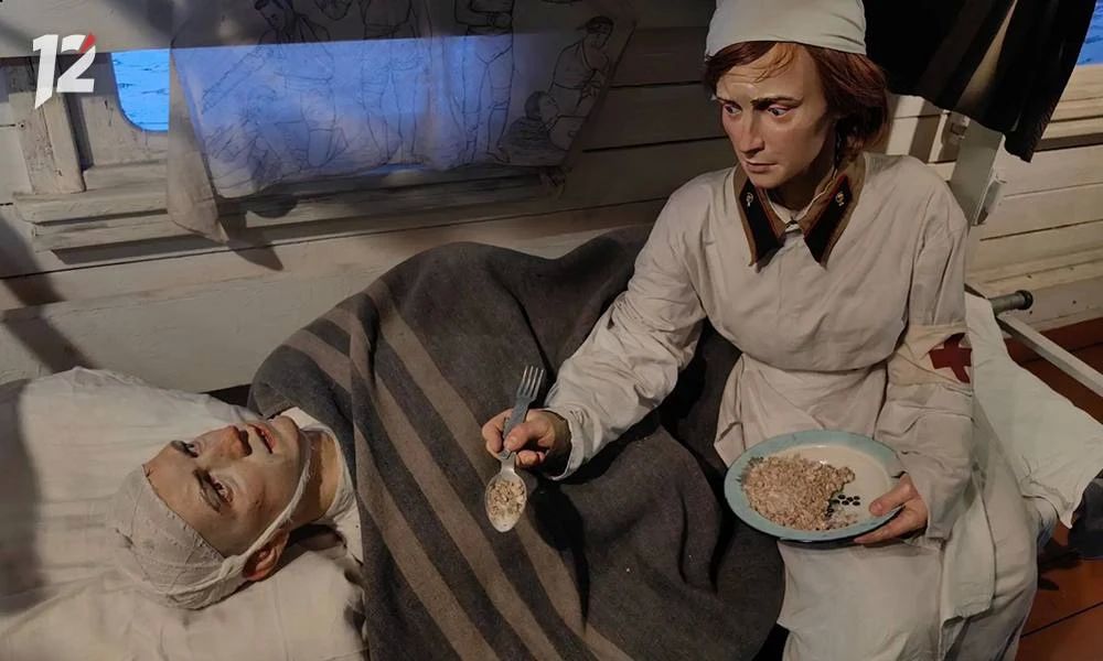 «Поезд Победы» уже в Омске! На железнодорожный вокзал прибыл музей на колесах, где историю Великой Отечественной войны рассказывают через вагоны-инсталляции «Поезд Победы» уже в Омске! На железнодорожный вокзал прибыл музей на колесах, где историю Великой Отечественной войны рассказывают через вагоны-инсталляции