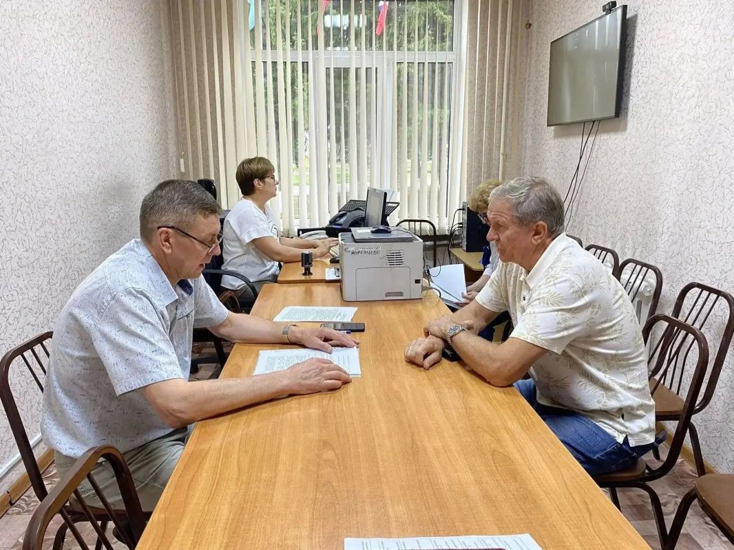 Валерий Бойко подал в избирательную комиссию документы для участия в выборах депутатов Законодательного Собрания Омской области по Муромцевскому одномандатному избирательному округу № 16 от Единой России