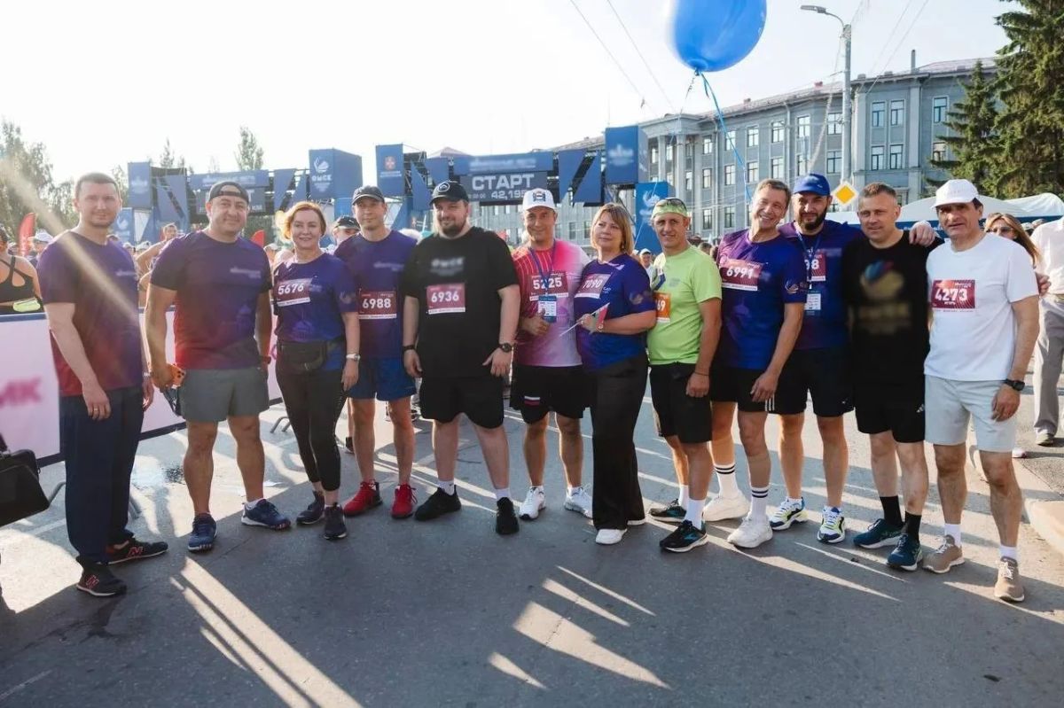 Сегодня в центре нашей Культурной столицы состоялся главный беговой старт сезона – Сибирский международный марафон! Сегодня в центре нашей Культурной столицы состоялся главный беговой старт сезона – Сибирский международный марафон!