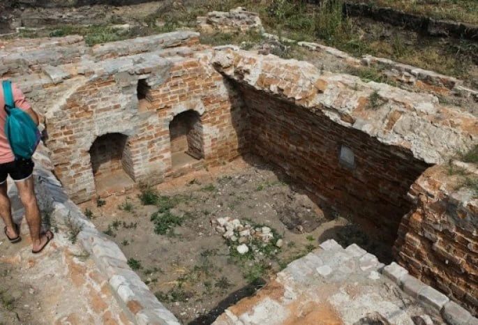 Воскресенский собор: от руин до духовного сердца Омска Воскресенский собор: от руин до духовного сердца Омска