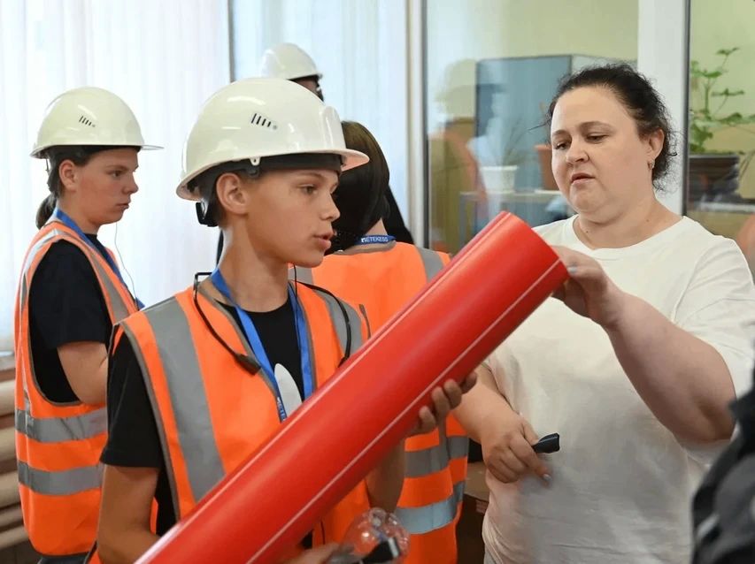 В Омской области программа летнего трудоустройства несовершеннолетних выходит на финишную прямую В Омской области программа летнего трудоустройства несовершеннолетних выходит на финишную прямую