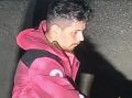 В Омске полиция разыскивает мужчину, подозреваемого в краже 21 упаковки сыра