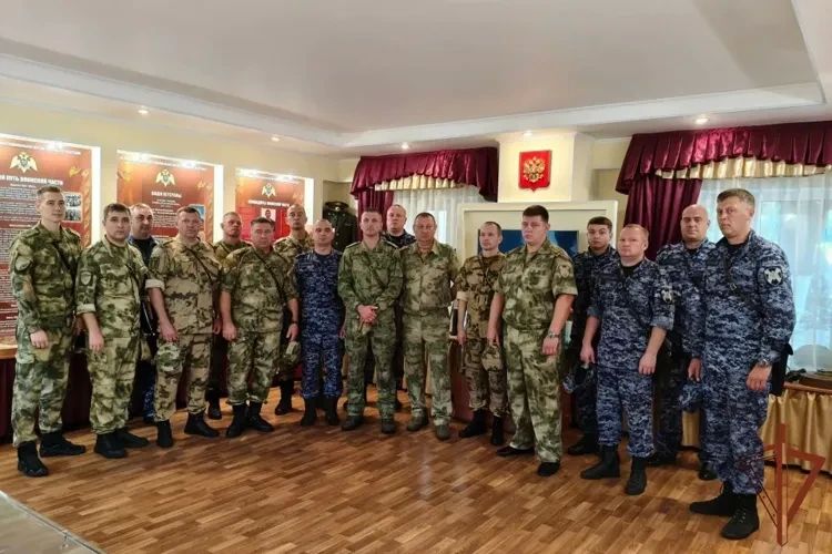 Учебно-методический сбор с начальниками автомобильных, бронетанковых служб Сибирского округа Росгвардии завершился в Омске Учебно-методический сбор с начальниками автомобильных, бронетанковых служб Сибирского округа Росгвардии завершился в Омске