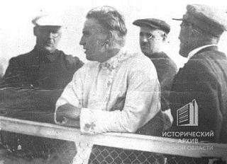 Как Омск встречал «Сталинских соколов» Как Омск встречал «Сталинских соколов»