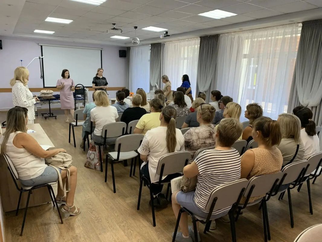 В комплексном центре «Родник» стартовали курсы повышения квалификации для социальных работников