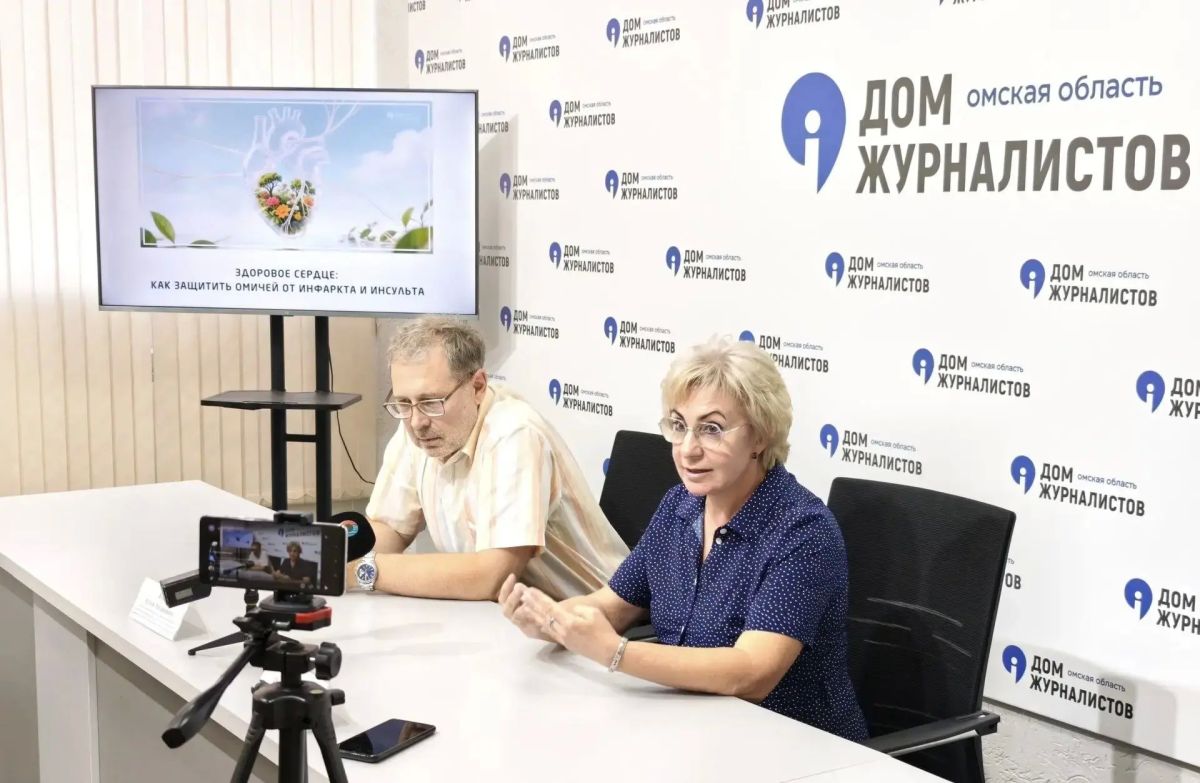 Омичам напомнили, какие цифры артериального давления считаются нормой, а когда пора обращаться к врачу