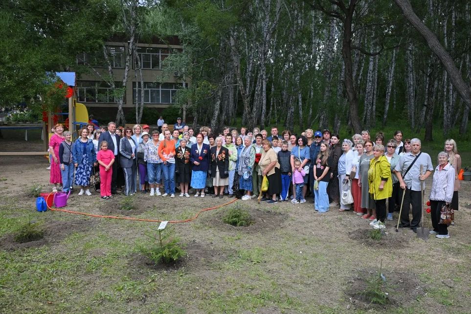 В Омске открылась «Аллея памяти бойцов СВО» В Омске открылась «Аллея памяти бойцов СВО»