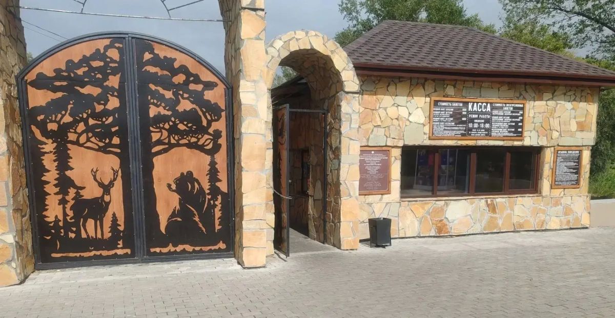 Большереченский сельский зоопарк в свой день рождения приготовил для гостей множество приятных неожиданностей Большереченский сельский зоопарк в свой день рождения приготовил для гостей множество приятных неожиданностей